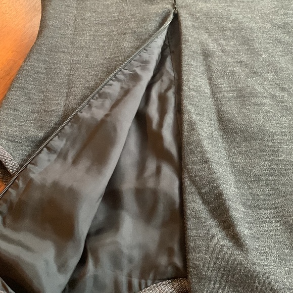 Vintage gray wool Ellen Tracy dress with sparkly trim - Picture 3 of 4